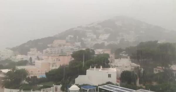 Aemet activa el aviso naranja por lluvias y tormentas para este domingo en Ibiza y Formentera