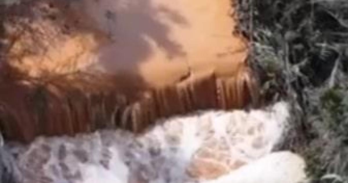 Espectaculares imágenes aéreas del río de Santa Eulària cargado de agua