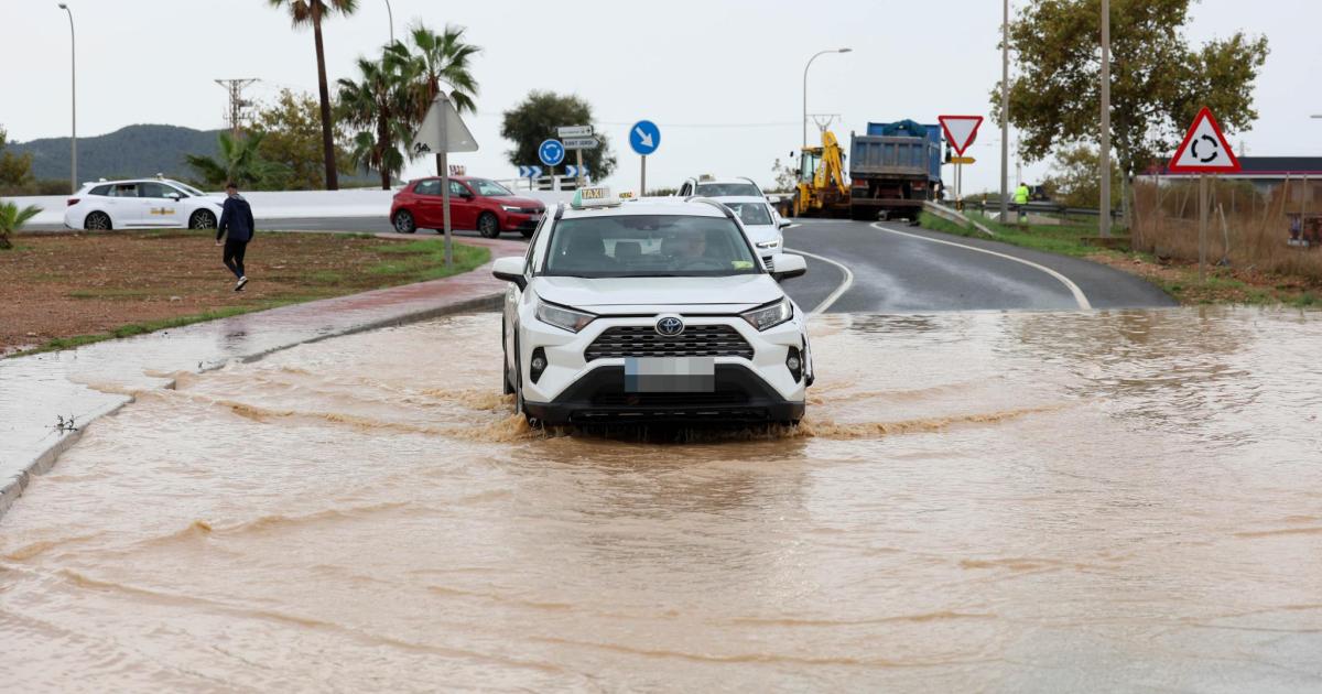 La lluvia no frena las ganas de ‘closings’ de las discotecas de Ibiza