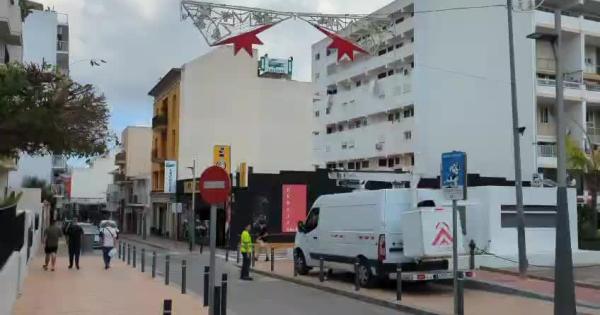 La Navidad llega a Ibiza: instalan las luces navideñas en varias calles de Sant Antoni