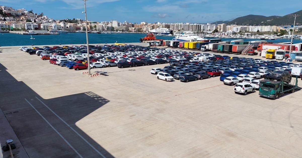 «El mensaje de que los coches vienen en barco a Ibiza y, por tanto, el barco es el problema es un mensaje fácil de vender, pero falso»