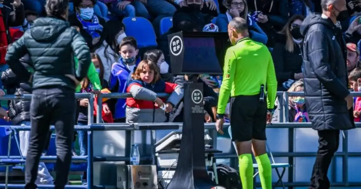 Las siete reglas que cambiarán el fútbol a partir de esta temporada
