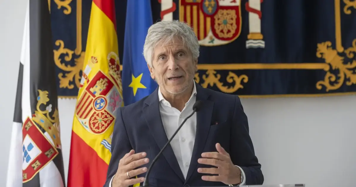 Marlaska sale en defensa del dosier que clasificaba a periodistas: «No hacemos diferencias entre medios»