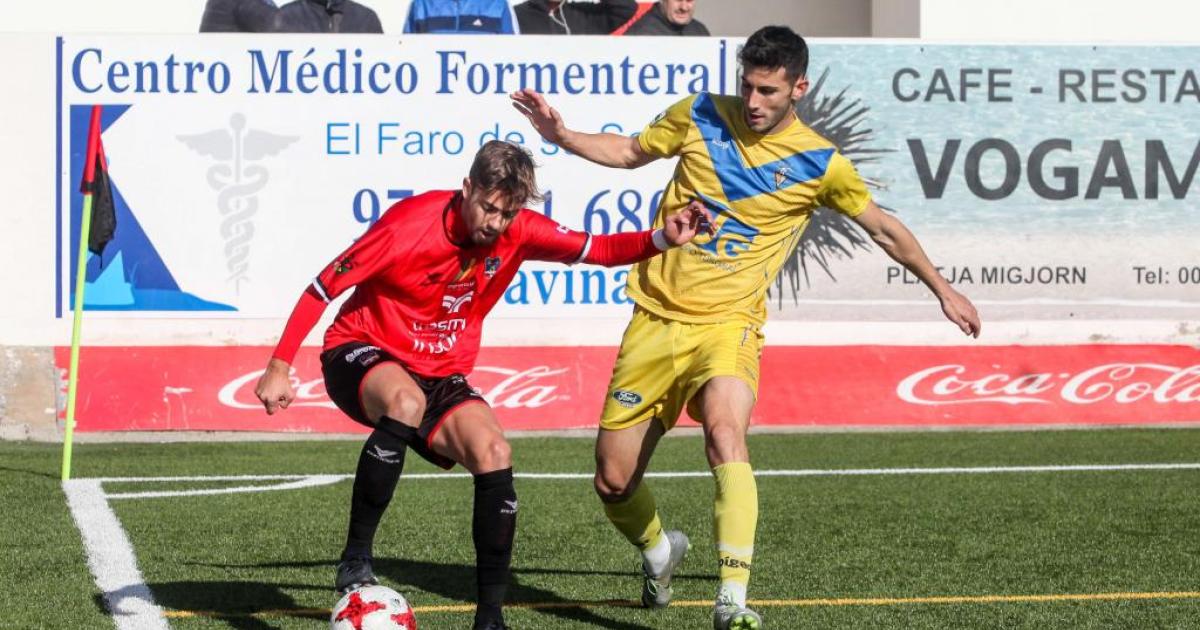 Adrián Riera se desvincula del Formentera
