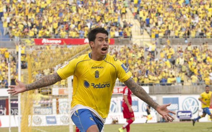 El futbolista Sergio Araujo da positivo en un control de alcoholemia