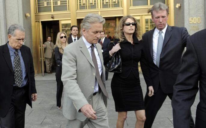 JUEZ SENTENCIA A CAMERON DOUGLAS A CINCO AÑOS DE CÀRCEL