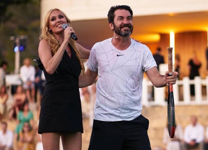 Arturo Valls y Carolina Cerezuela se reencuentran en Mallorca.